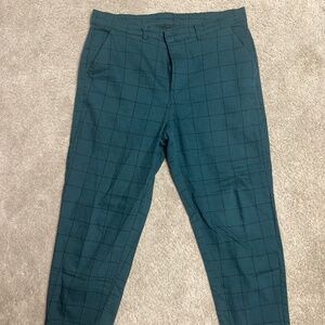 Green plaid ankle length pants